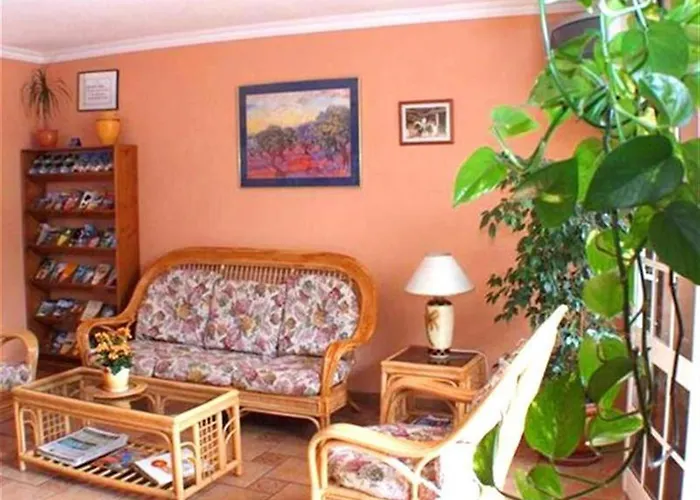 Alta Apartment *